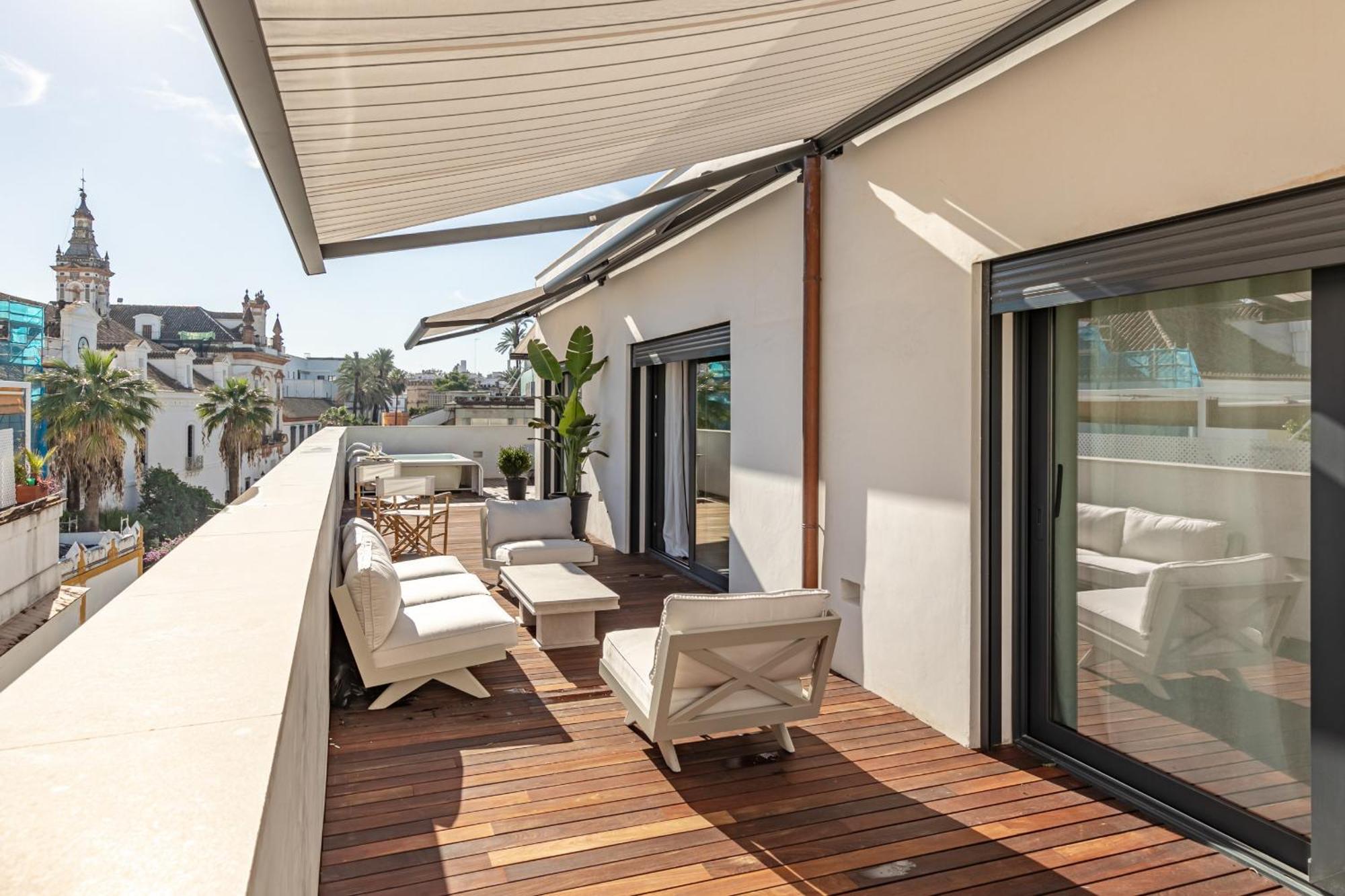 Green-Apartments Reales Atarazanas Suites Seville Exterior photo