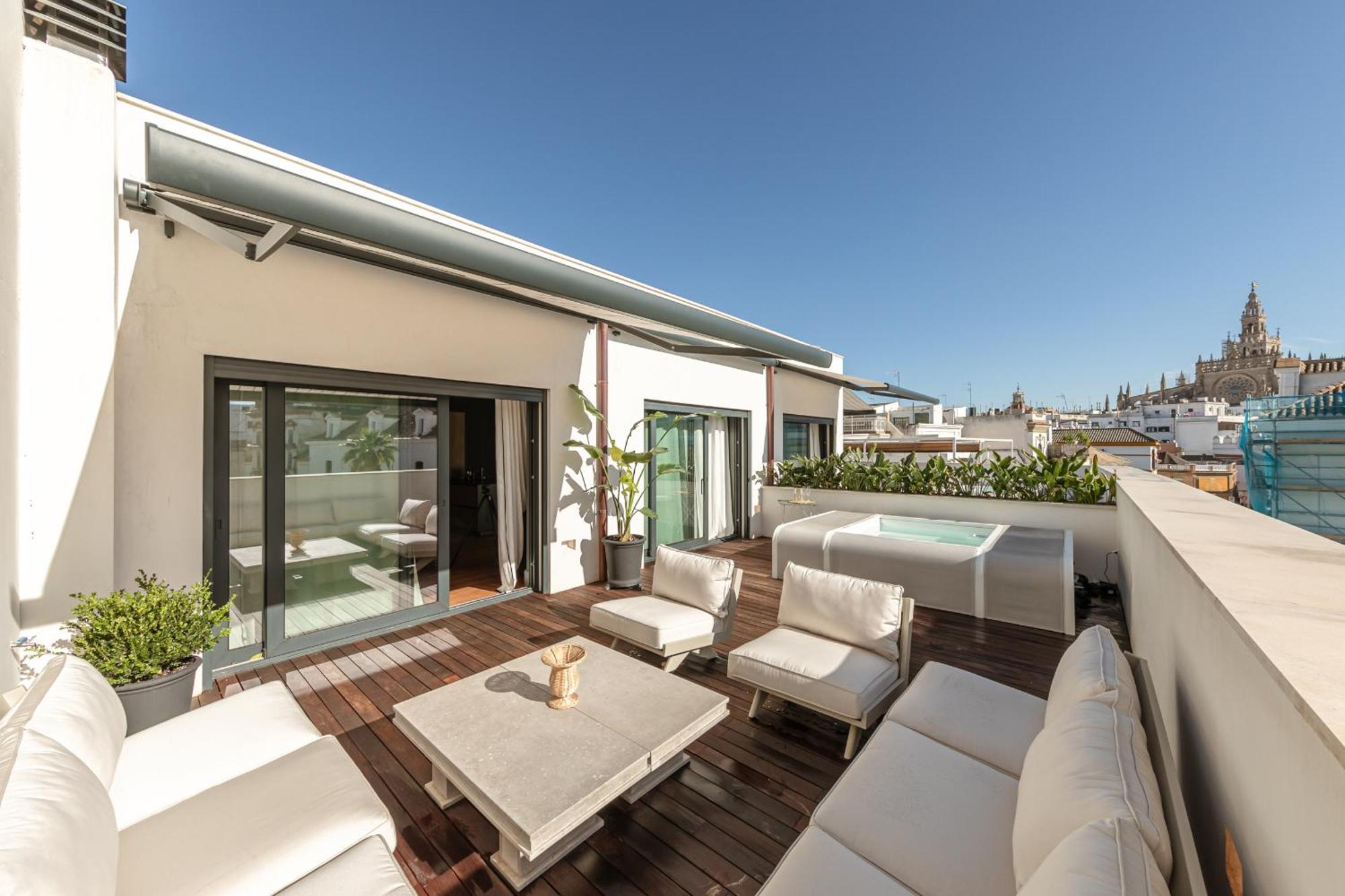Green-Apartments Reales Atarazanas Suites Seville Exterior photo